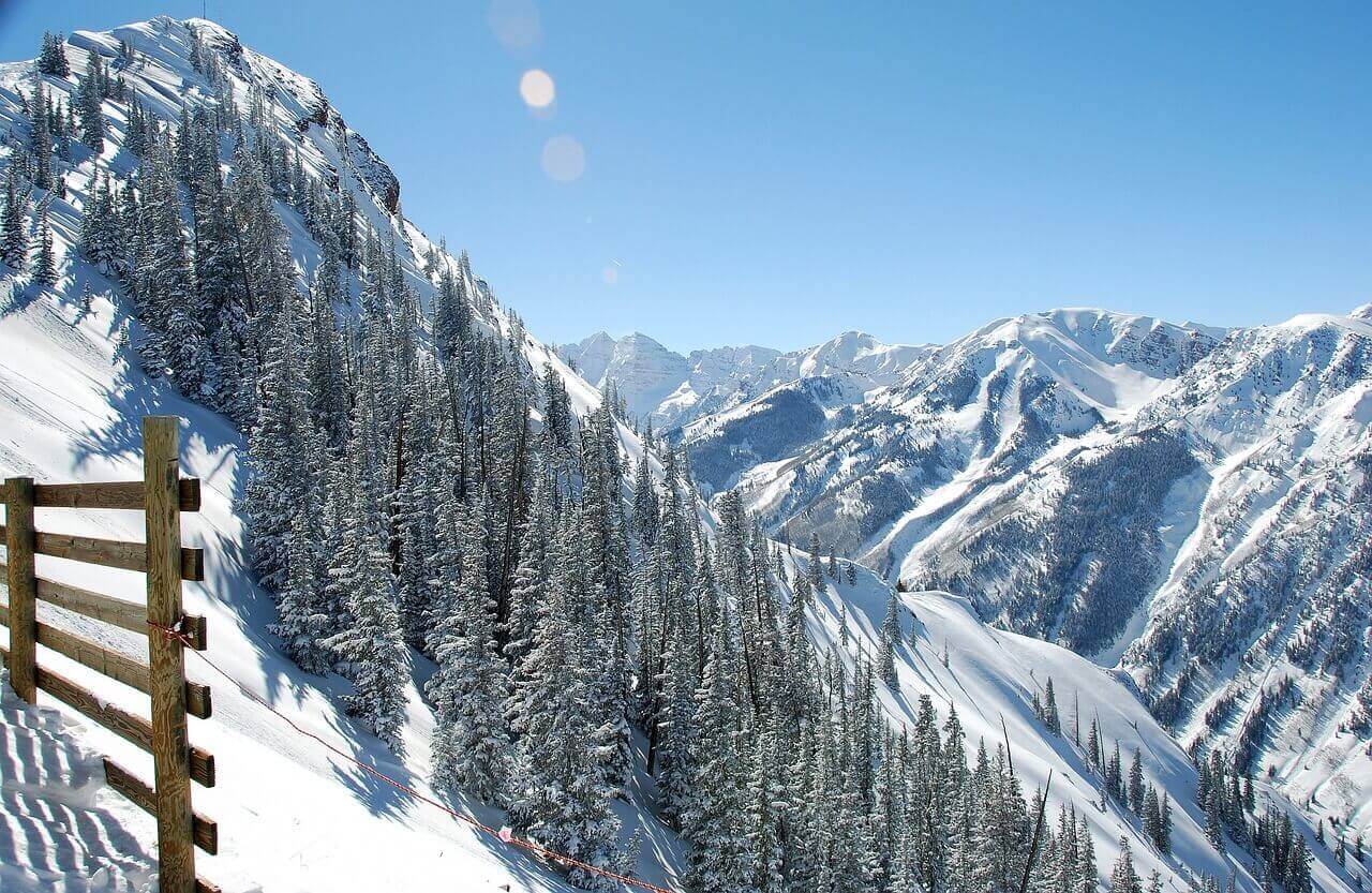 Places to visit in winter USA Aspen colorado 1 1